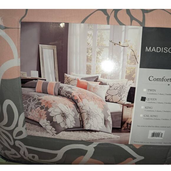 Madison Park Lola Queen Comforter shams skirt pillows Set Grey/Pink/White  NEW - Picture 11 of 11